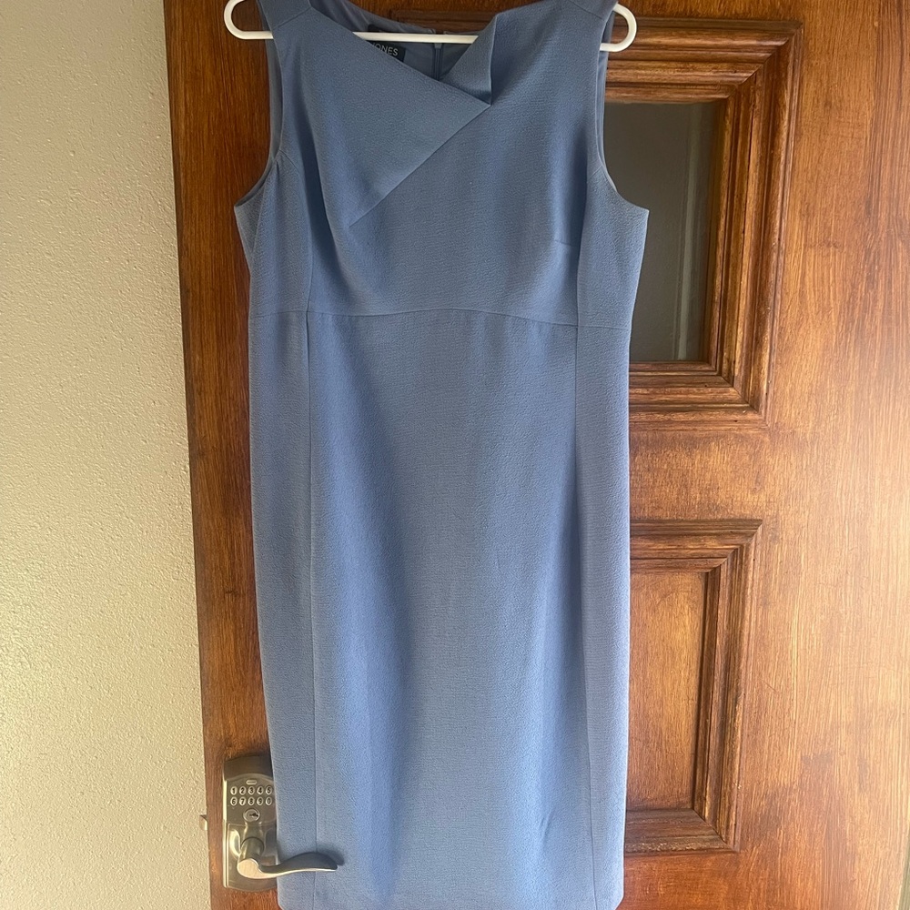 Jones New York Blue V-Neck Sheath Dress
